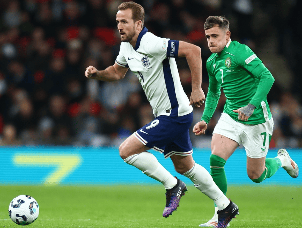 九游游戏中心-凯恩官方宣布大比分获胜新规,西班牙队引发争议!热度持续攀升的简单介绍