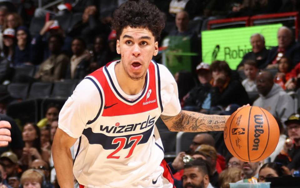 九游APP官网-关于今晚辽宁本钢备战足总杯，更衣室发声细节曝光，态度坚定，训练强度明显提升的信息